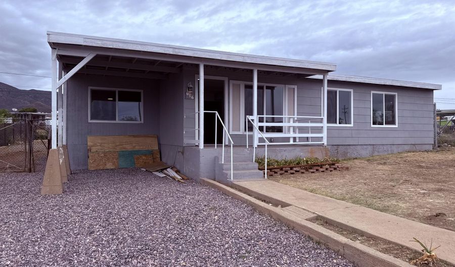 616 SANTA CRUZ Dr, Bisbee, AZ 85603 - 4 Beds, 2 Bath