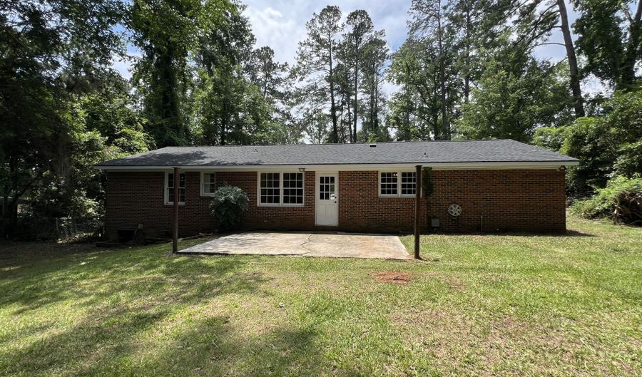 631 Carlton Dr, Augusta, GA 30909 - 3 Beds, 2 Bath