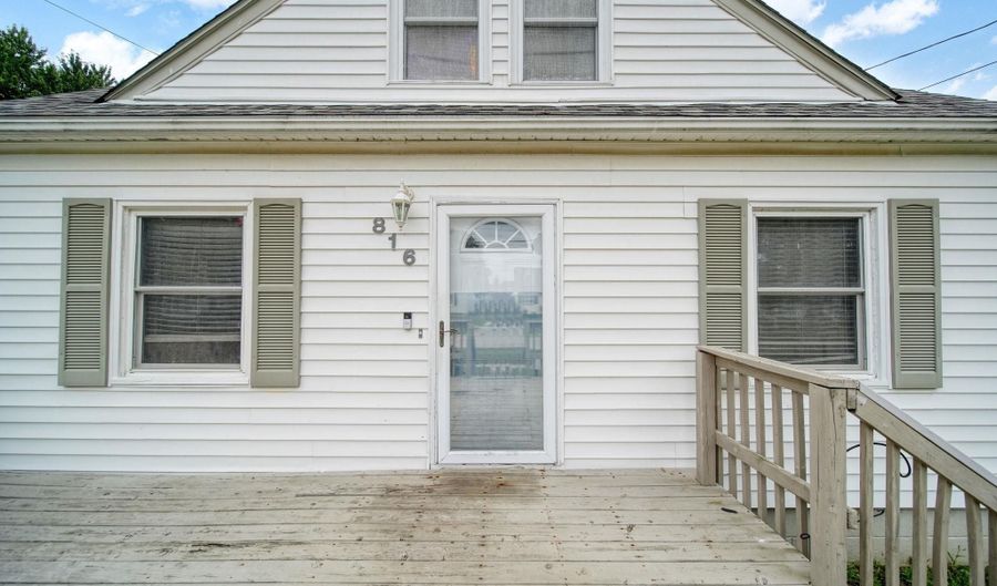816 Sheffield, Adrian, MI 49221 - 3 Beds, 1 Bath