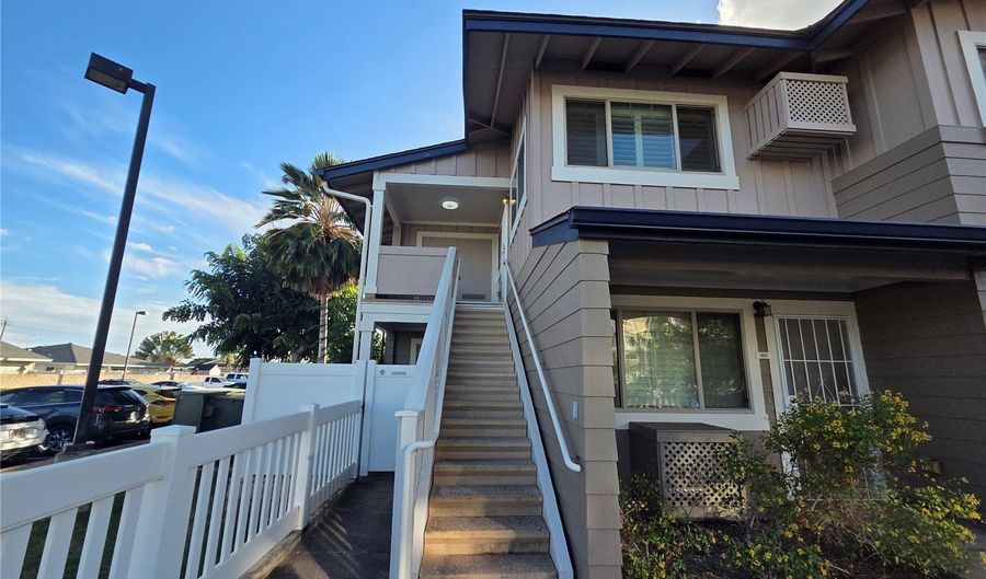 91-1033 Kamaaha Ave 1808, Kapolei, HI 96707 - 1 Beds, 1 Bath