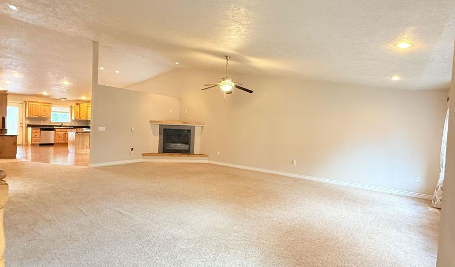 4737 Revere, Chubbuck, ID 83202 - 6 Beds, 3 Bath