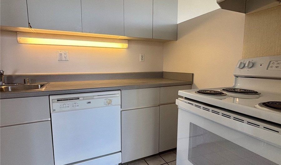 1060 Kamehameha Hwy 1706A, Pearl City, HI 96782 - 1 Beds, 1 Bath