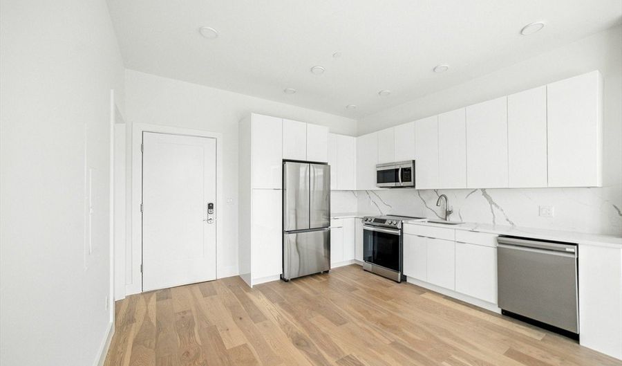 38 Hichborn 201, Boston, MA 02135 - 0 Beds, 1 Bath