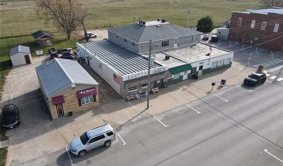 107 N Main Ave, Alburnett, IA 52202 - 0 Beds, 0 Bath