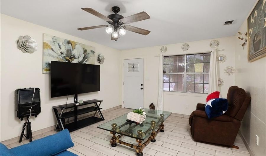 717 Nora Cir, Alamo, TX 78516 - 4 Beds, 2 Bath