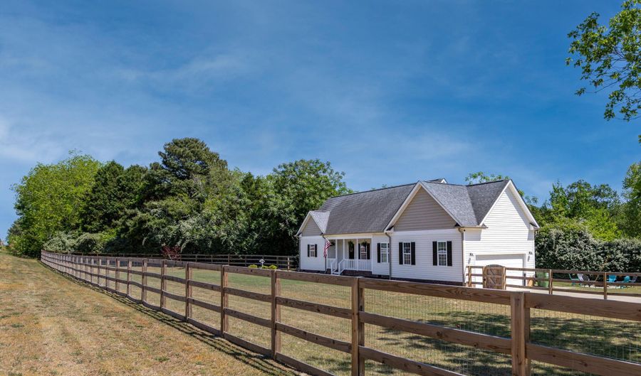 410 Raeford Rd, Angier, NC 27501 - 3 Beds, 3 Bath