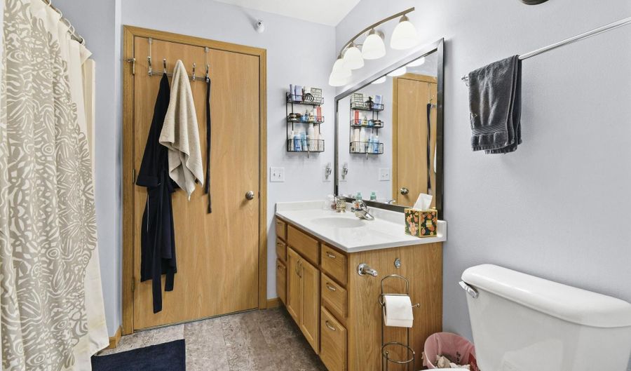 700 Herndon Dr 303, Madison, WI 53718 - 2 Beds, 2 Bath