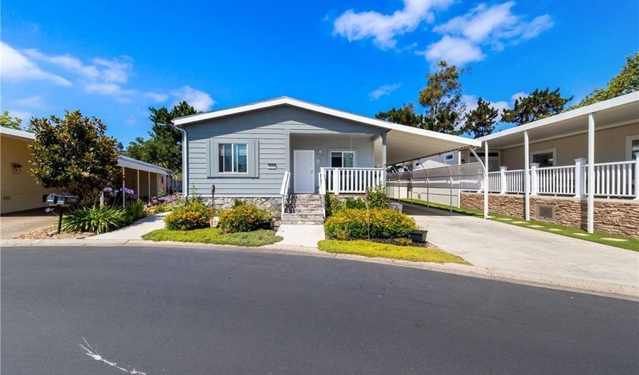 5109 Don Miguel, Carlsbad, CA 92010 - 2 Beds, 2 Bath