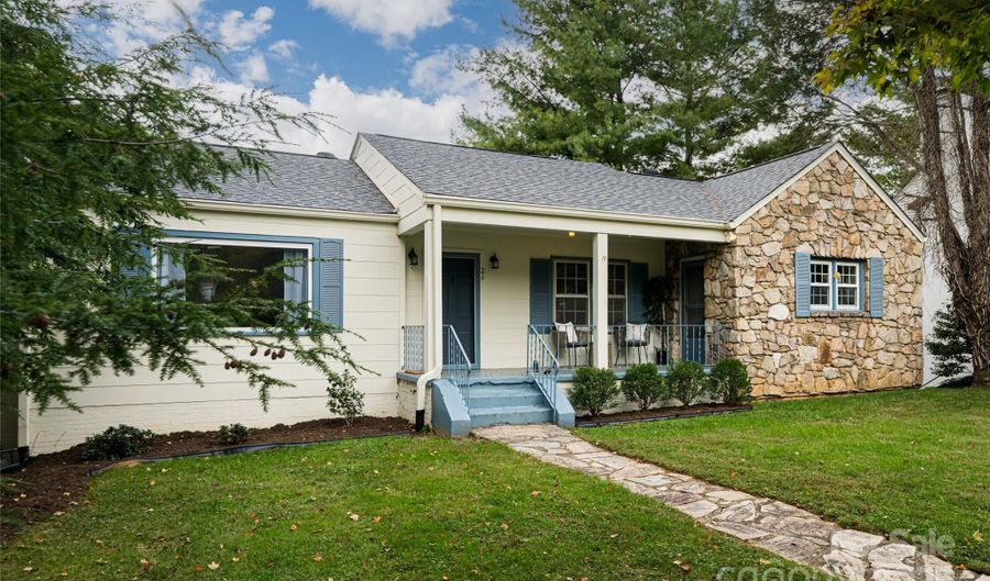 26 Lorraine Ave, Asheville, NC 28804 - 3 Beds, 2 Bath