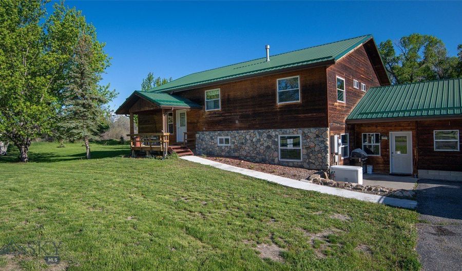 14 Fairgrounds Rd, Big Timber, MT 59011 - 4 Beds, 4 Bath