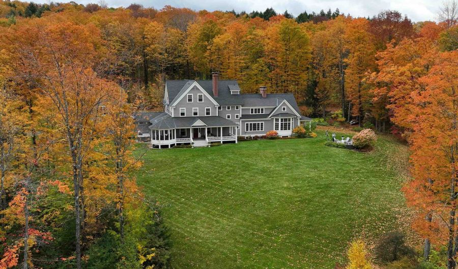 5893 Stage Rd, Barnard, VT 05031 - 7 Beds, 9 Bath