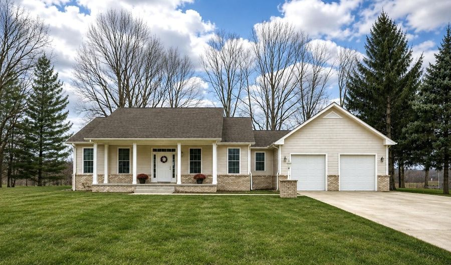 3220 Fairhaven Dr, Allegan, MI 49010 - 4 Beds, 4 Bath
