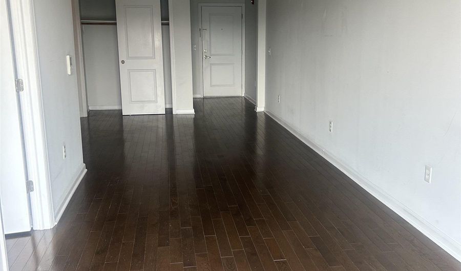 304 BROADWAY 408, Bayonne, NJ 07002 - 1 Beds, 1 Bath