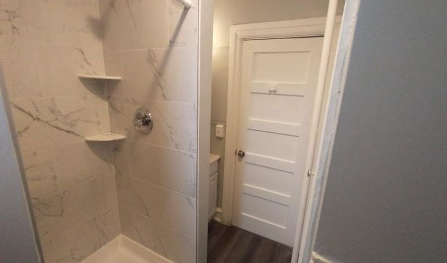 307 DOLPHIN St 2E, Baltimore, MD 21217 - 1 Beds, 1 Bath