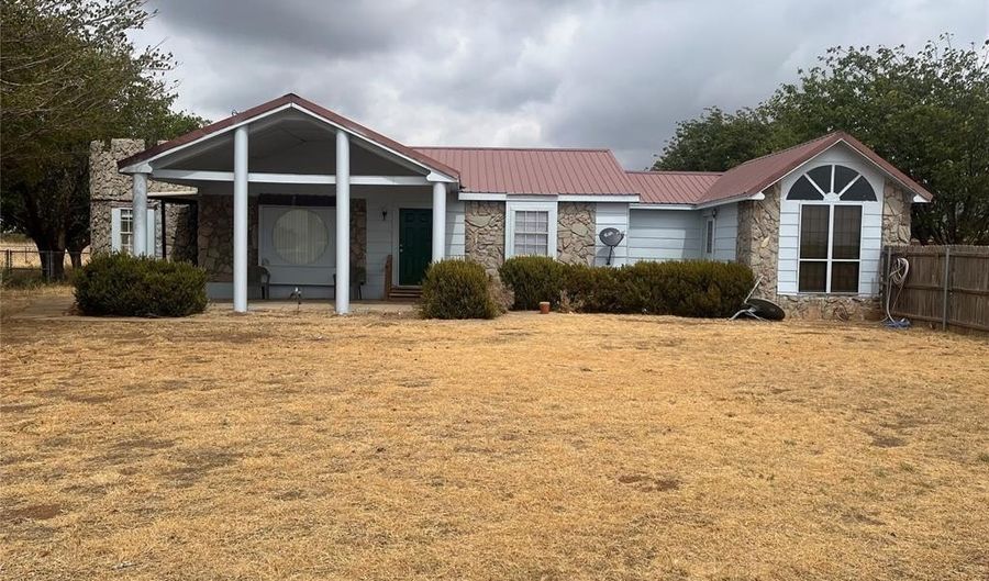 20355 E County Road 158 Rd, Altus, OK 73521 - 3 Beds, 2 Bath