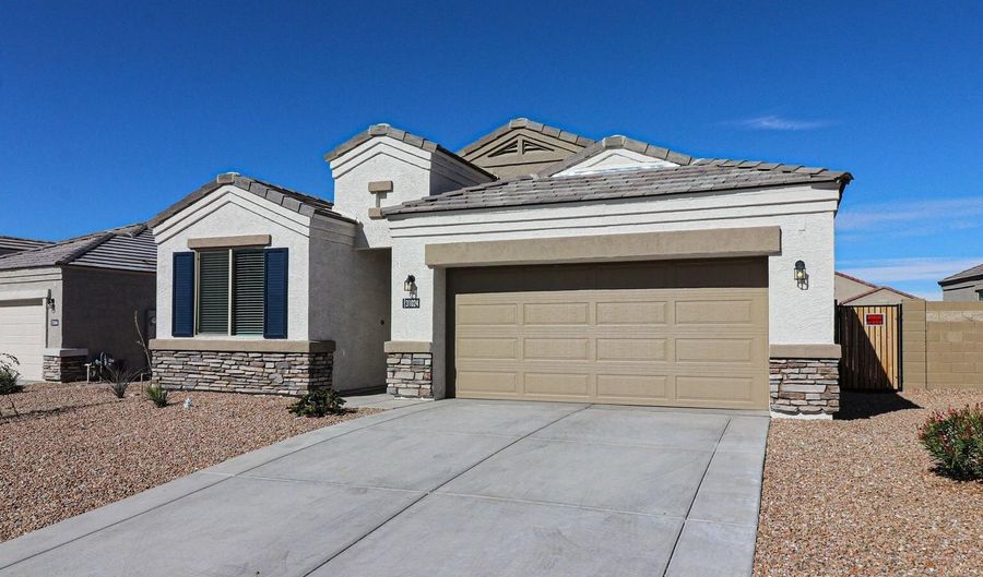 31024 W WELDON Ave, Buckeye, AZ 85396 - 4 Beds, 2 Bath