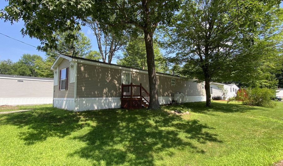 123 Sparrow Dr, Augusta, ME 04330 - 2 Beds, 2 Bath
