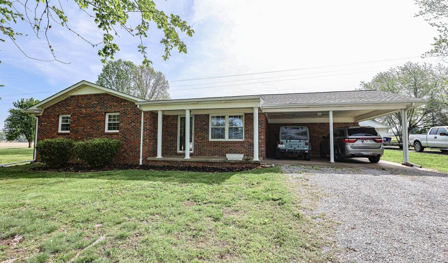 2586 State Route 307, Bardwell, KY 42023 - 4 Beds, 2 Bath