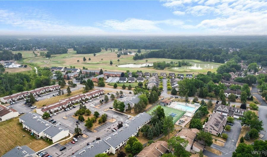7 Southcreek Ct D, Amherst, NY 14051 - 2 Beds, 2 Bath