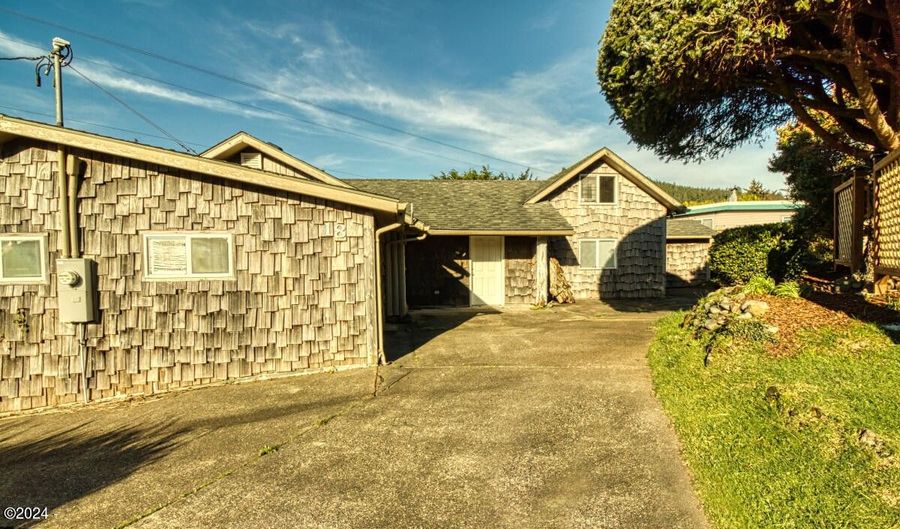 18 REEVES, Yachats, OR 97498 - 2 Beds, 2 Bath