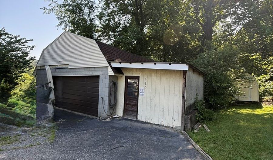 410 W Nunley, Ashland, KY 41102 - 0 Beds, 0 Bath