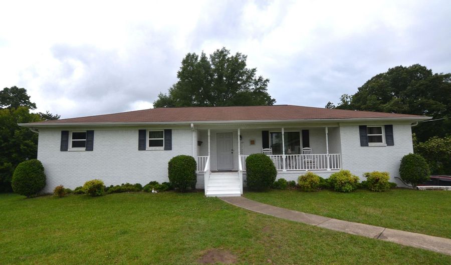 506 12TH St, Alabaster, AL 35007 - 3 Beds, 2 Bath