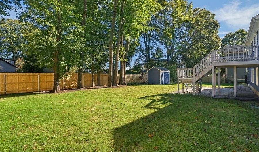 66 Mawney St, East Greenwich, RI 02818 - 3 Beds, 2 Bath