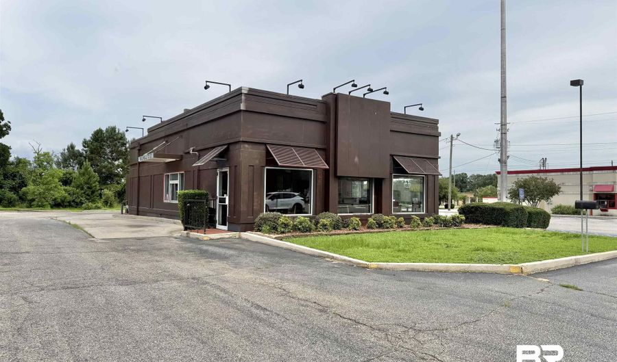 1403 S Main St, Atmore, AL 36502 - 0 Beds, 0 Bath
