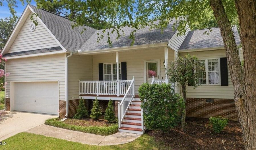 206 Kelly W Dr, Apex, NC 27502 - 3 Beds, 2 Bath