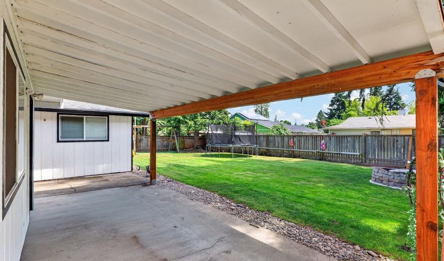 19870 SW ROCK Dr, Beaverton, OR 97003 - 3 Beds, 2 Bath