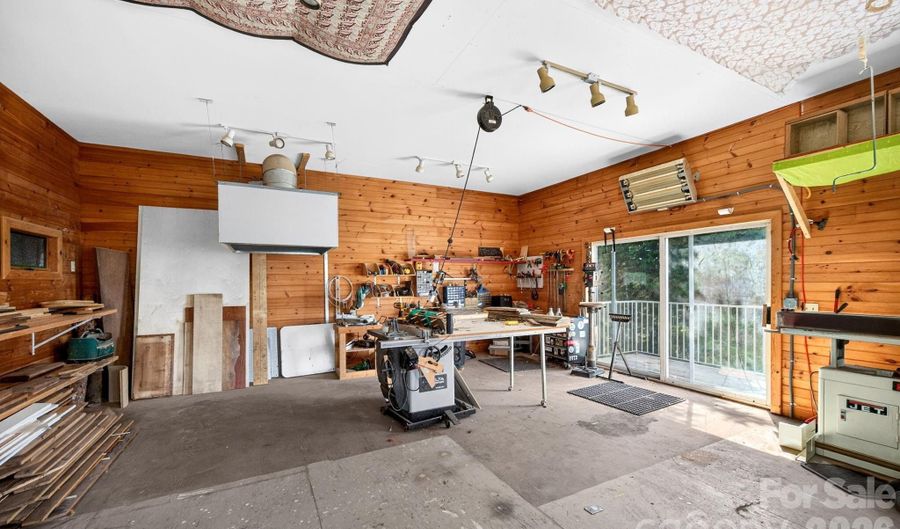 38 Lookout Rd, Asheville, NC 28804 - 5 Beds, 5 Bath