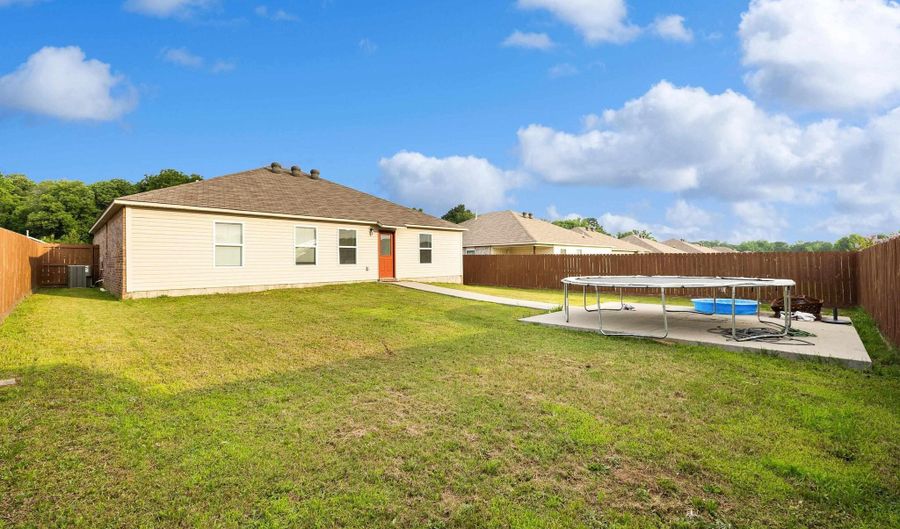 6096 Saddle Hill Dr, Alexander, AR 72002 - 4 Beds, 2 Bath