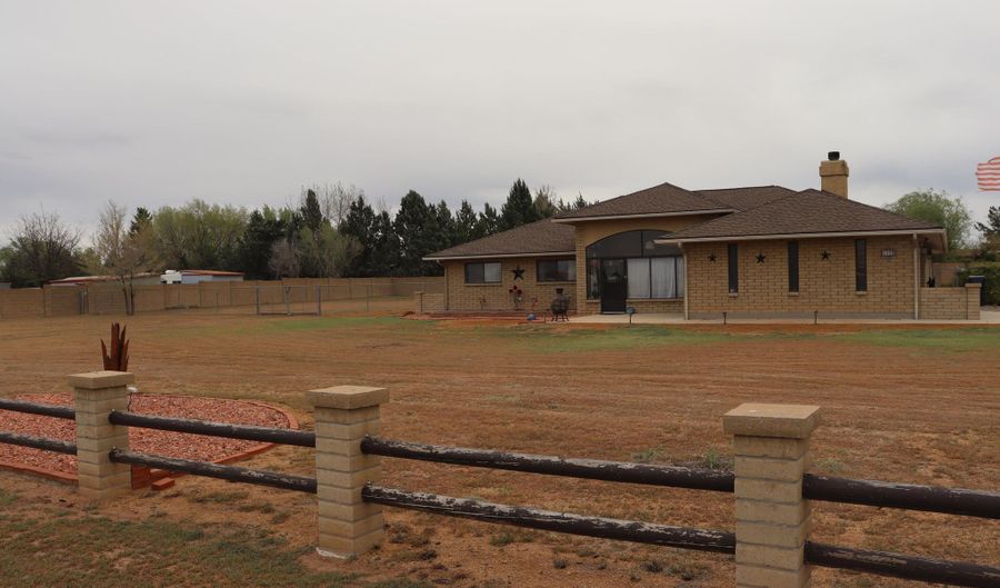 1375 E New York Pl, Chino Valley, AZ 86323 - 3 Beds, 2 Bath