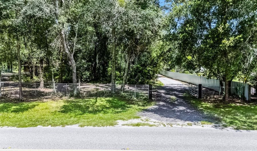 8105 GILLIAM Rd, Apopka, FL 32703 - 5 Beds, 3 Bath