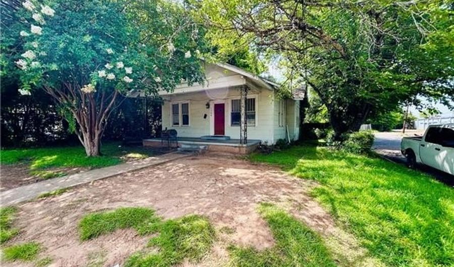 1760 ELLIOTT St, Alexandria, LA 71301 - 3 Beds, 1 Bath