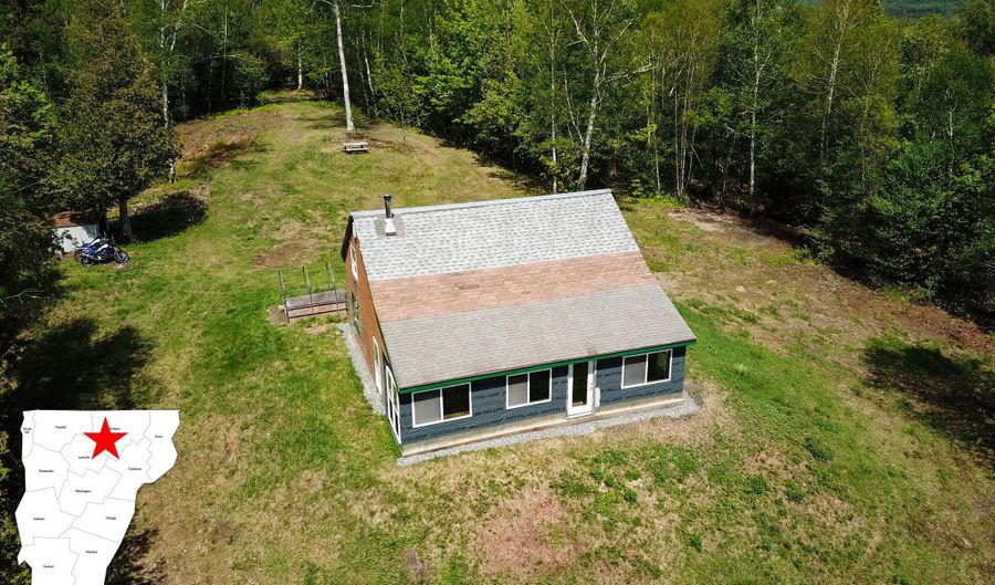 990 W Daniels Rd, Albany, VT 05820 - 2 Beds, 1 Bath