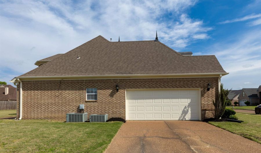 5151 SAWYER HOLLOW Dr, Bartlett, TN 38002 - 4 Beds, 3 Bath