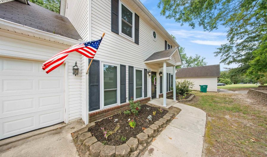 1718 Eagle Point Way, Benton, AR 72015 - 4 Beds, 3 Bath