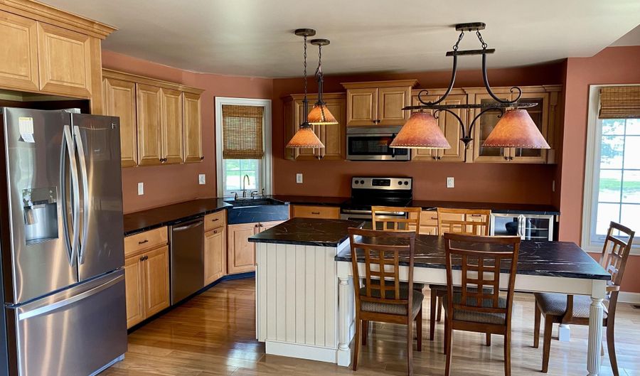 211 Keats Ln, Albrightsville, PA 18210 - 3 Beds, 2 Bath
