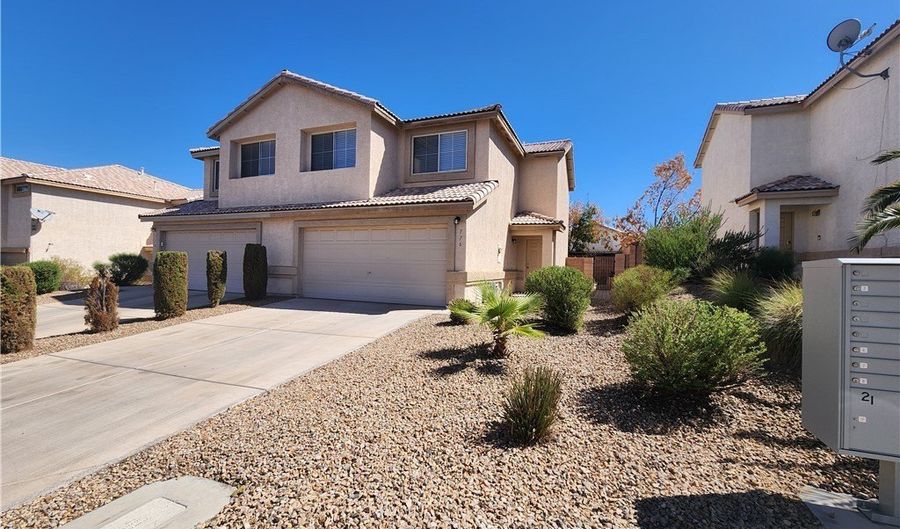 776 Spotted Eagle St, Henderson, NV 89015 - 3 Beds, 3 Bath