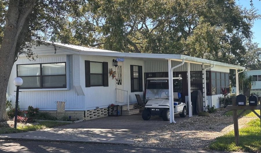 2780 S Crystal Lake Dr, Avon Park, FL 33825 - 2 Beds, 1 Bath