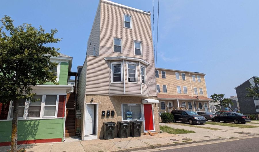 203 N South Carolina Ave, Atlantic City, NJ 08401 - 3 Beds, 1 Bath