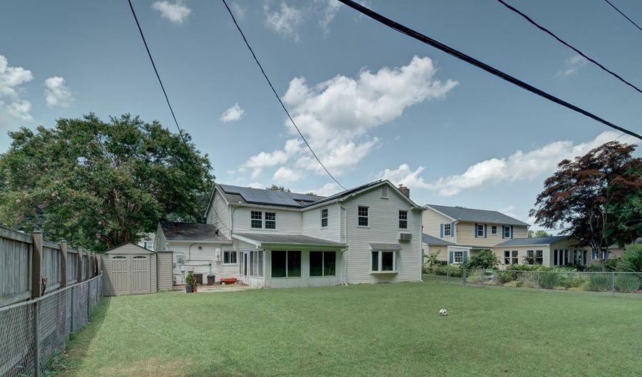 12805 KENDALE Ln, Bowie, MD 20715 - 4 Beds, 3 Bath