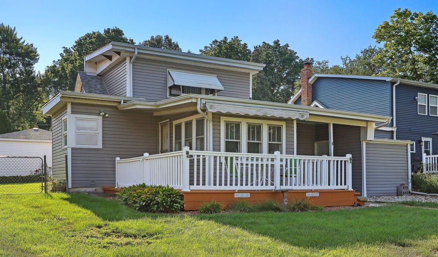 38410 N Lakeside Pl, Antioch, IL 60002 - 2 Beds, 1 Bath