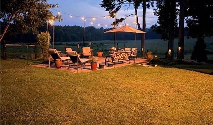 128 Meadow Brook Ct, Advance, NC 27006 - 4 Beds, 4 Bath