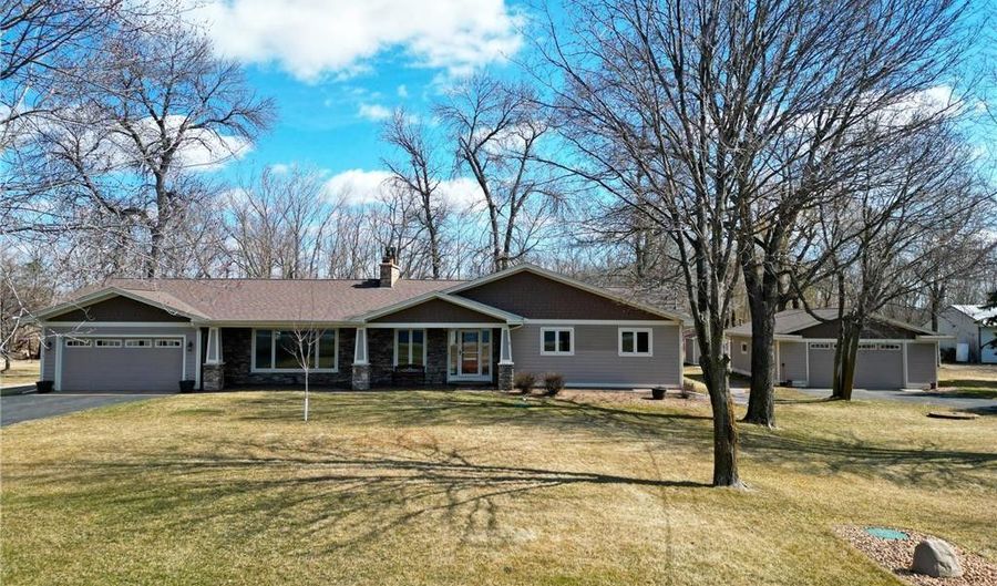 8142 State Highway 24 NW, Annandale, MN 55302 - 3 Beds, 3 Bath