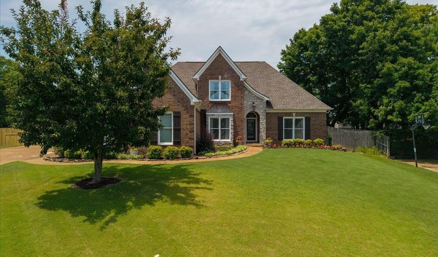 4497 GRANITE Cv, Bartlett, TN 38002 - 6 Beds, 4 Bath