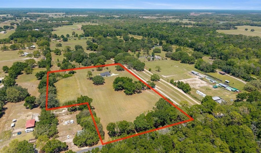 5075 NE 97TH STREET Rd, Anthony, FL 32617 - 3 Beds, 2 Bath