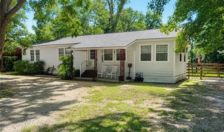 717 AVENUE L, Bogalusa, LA 70427 - 3 Beds, 1 Bath