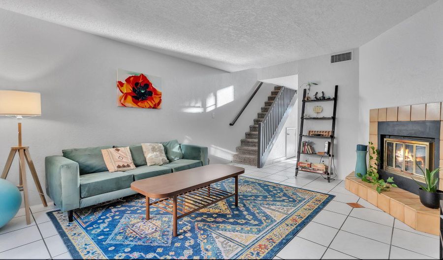6041 SEQUOIA Rd NW B3, Albuquerque, NM 87120 - 2 Beds, 3 Bath